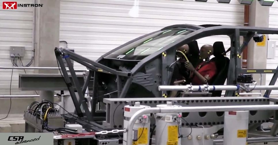 juliahub-instron-uses-juliasim-to-conduct-auto-crash-simulation-and-modeling
