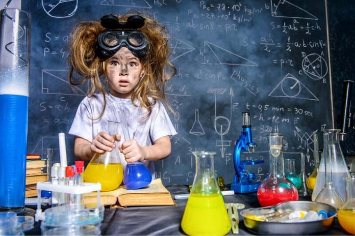 young-scientist-chemistry-experiment-classroom.jpg-1